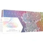 Box Pokémon Super Premium Collection Evoluzioni Prismatiche in italiano con buste e accessori da collezione